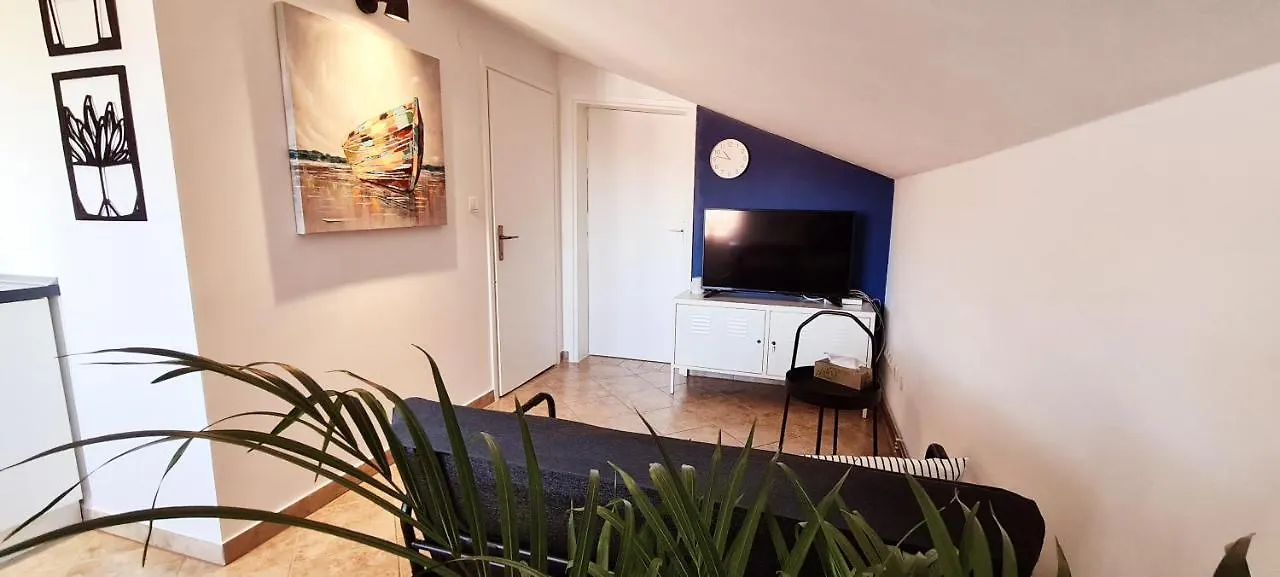 Apartment Studio Dora Malinska Croatia